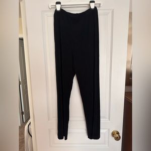 Chicos easy wash and wear pants. Short, size 2